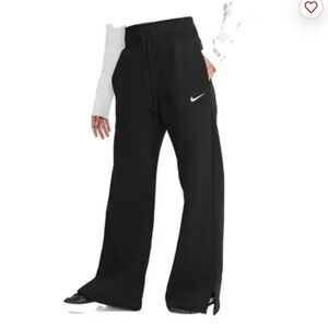 Nike Women's Sportswear Phoenix Fleece High-Waisted Wide-Leg Sweatpants